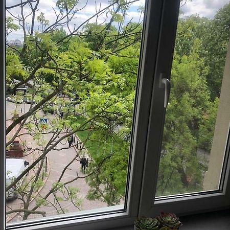 Fountain Appartement Lviv Bagian luar foto